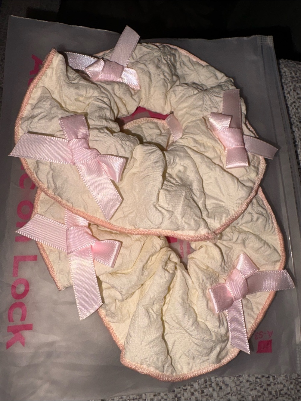 ROMWE Cream and Light Pink Bow Accent Ruffled Scrunchies (Set of 2)